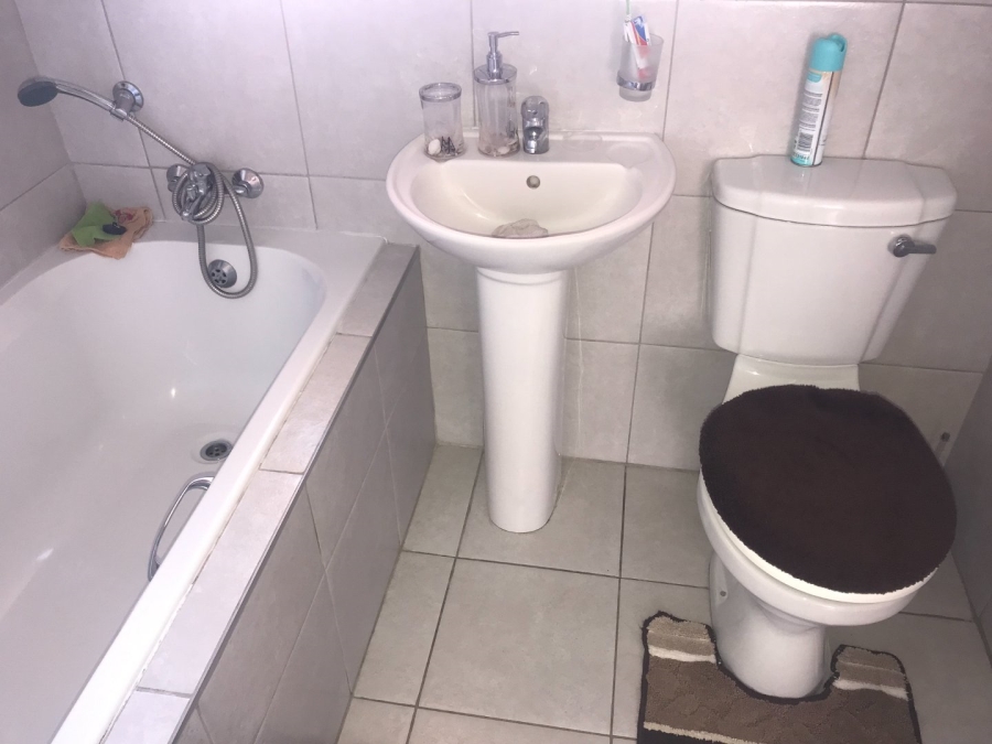 3 Bedroom Property for Sale in Mandela View Free State